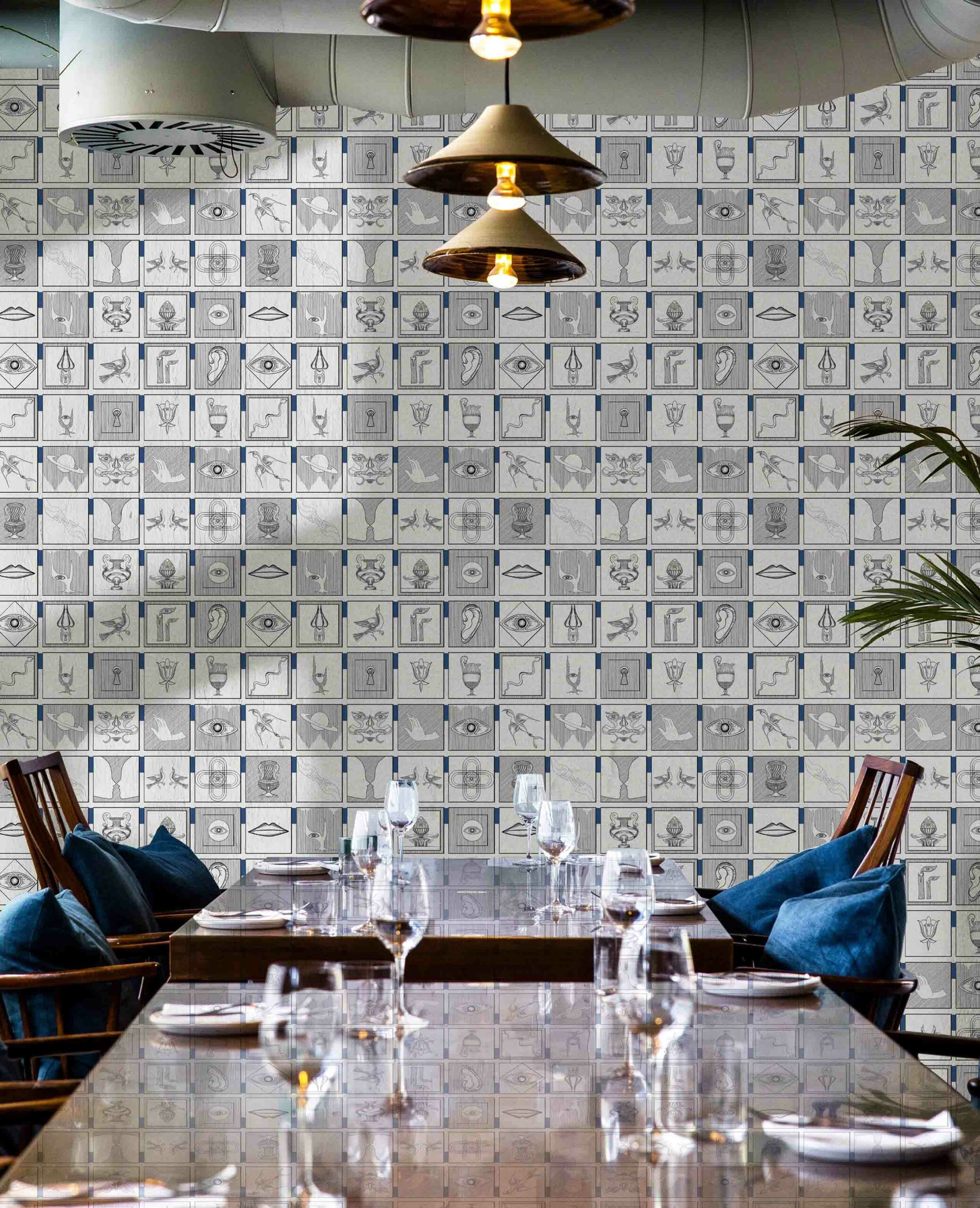 Alchemici-Bianco-e-blu-Berlino-MaVoix-elegant-dining-room-Wallpaper-collezione-Racconti