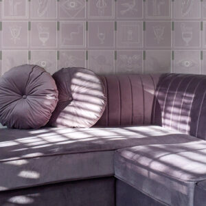 Carta-da-parati-Alchemici-Lilla-Orchidea-MaVoix-wallpaper-living-room-interior
