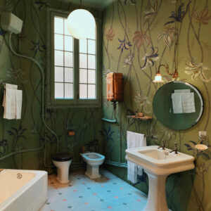 Fiori-Verde-Salvia-MaVoix-carte-da-parati-bathroom-wallpaper-decor-Racconti