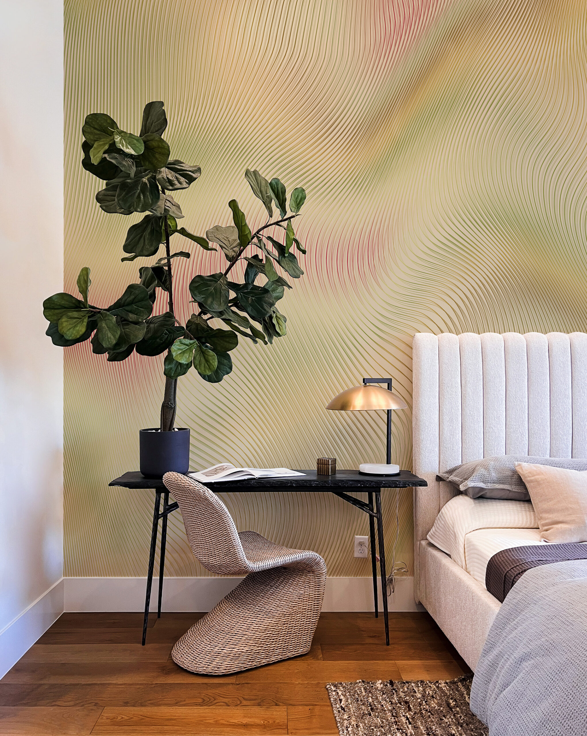 Interferenze-Lime-MaVoix-wallpaper-by-Studio-Lievito-pattern-Collezione-Racconti-bedroom-styling