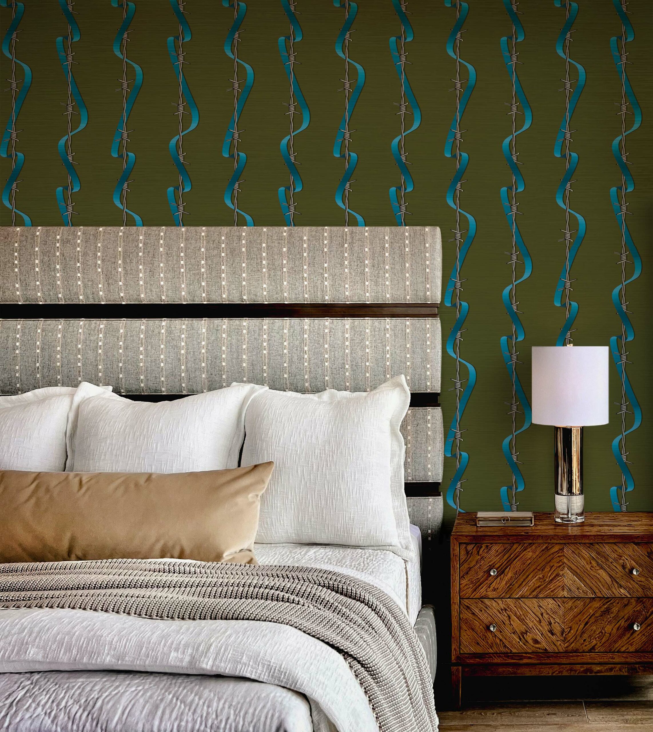 True-Love-Isnt-Hearts-and-Flowers-MaVoix-wallpaper-by-Magnus-Gjoen-pattern-Collezione-Racconti-Bedroom