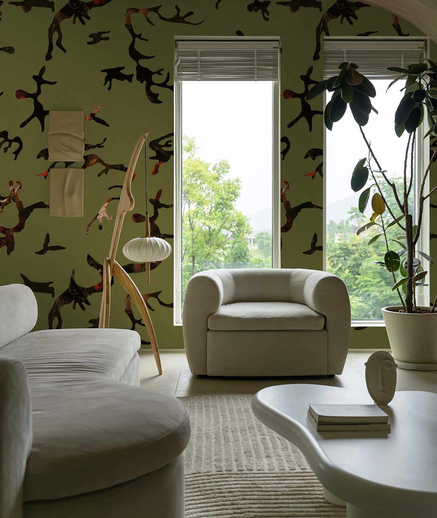 Find-me-in-the-Dark-Verde-Militare-MaVoix-Wallpaper-by-Magnus-Gjoen-living-room-styling-Spazio-Miscellanea