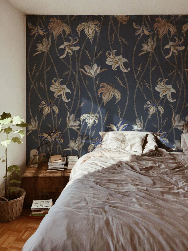 Fiori Blu Ardesia | Wallpaper — carta da parati MaVoix by Marika Tardio