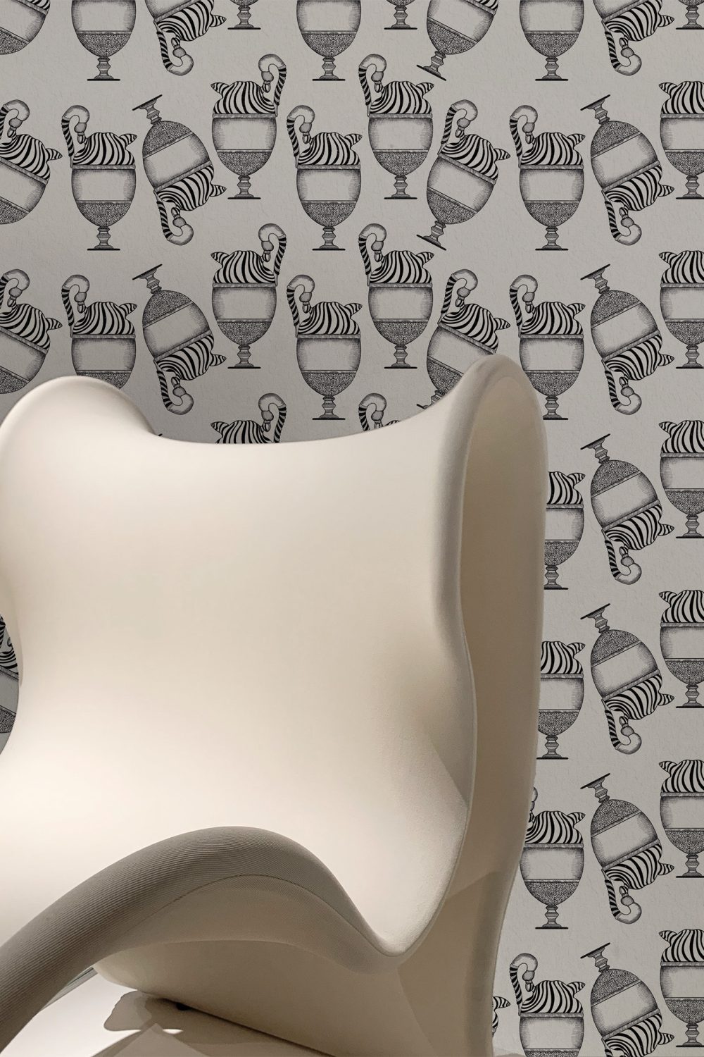 Fontana Bianco & Nero | Wallpaper — carta da parati MaVoix by Marika Tardio