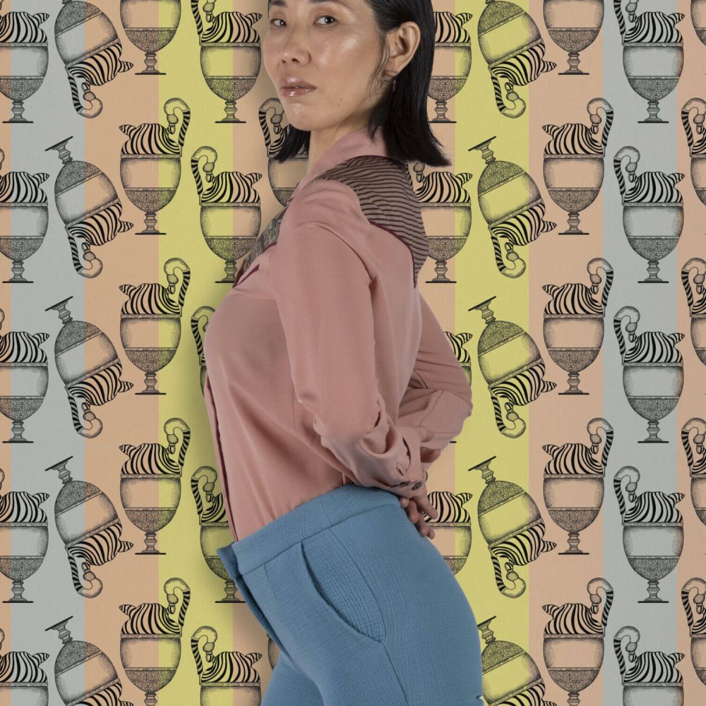 Fontana Righe | Wallpaper — carta da parati MaVoix by Marika Tardio