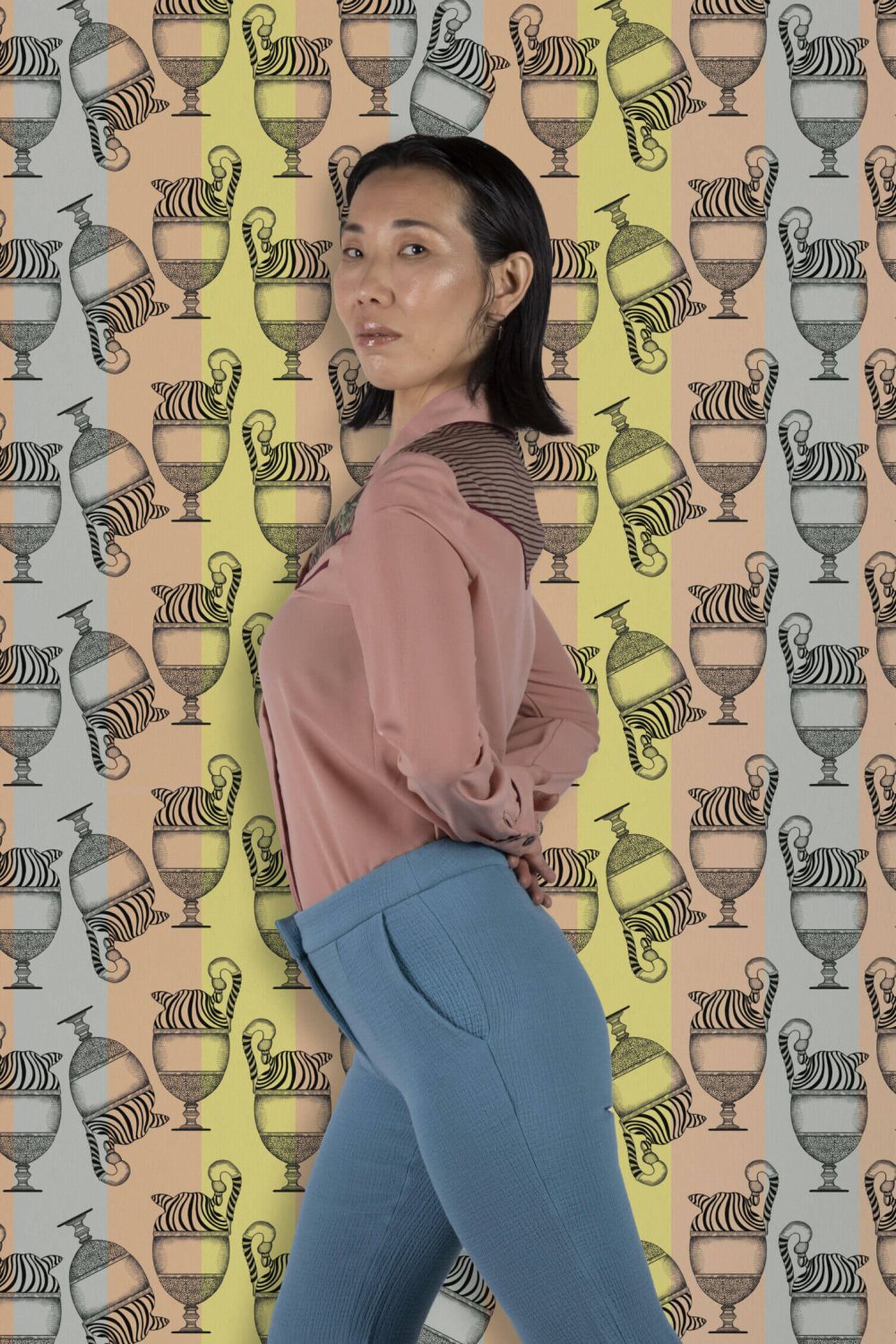 Fontana Righe | Wallpaper — carta da parati MaVoix by Marika Tardio