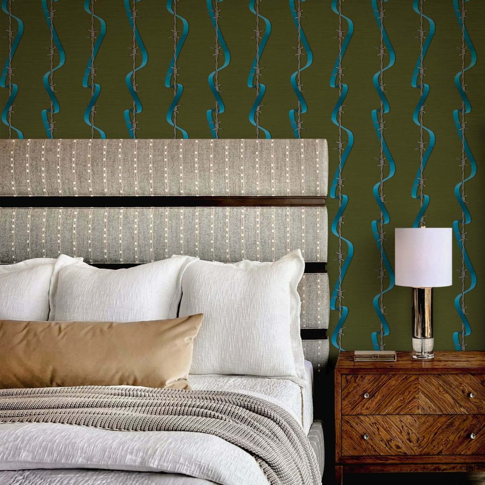 True Love isn’t Hearts and Flowers Verde Oliva | Wallpaper — carta da parati MaVoix by Magnus Gjoen